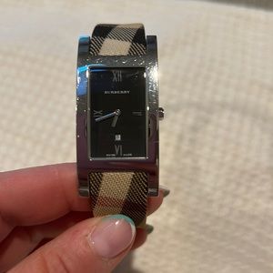 Burberry heritage steel nova check strap watch